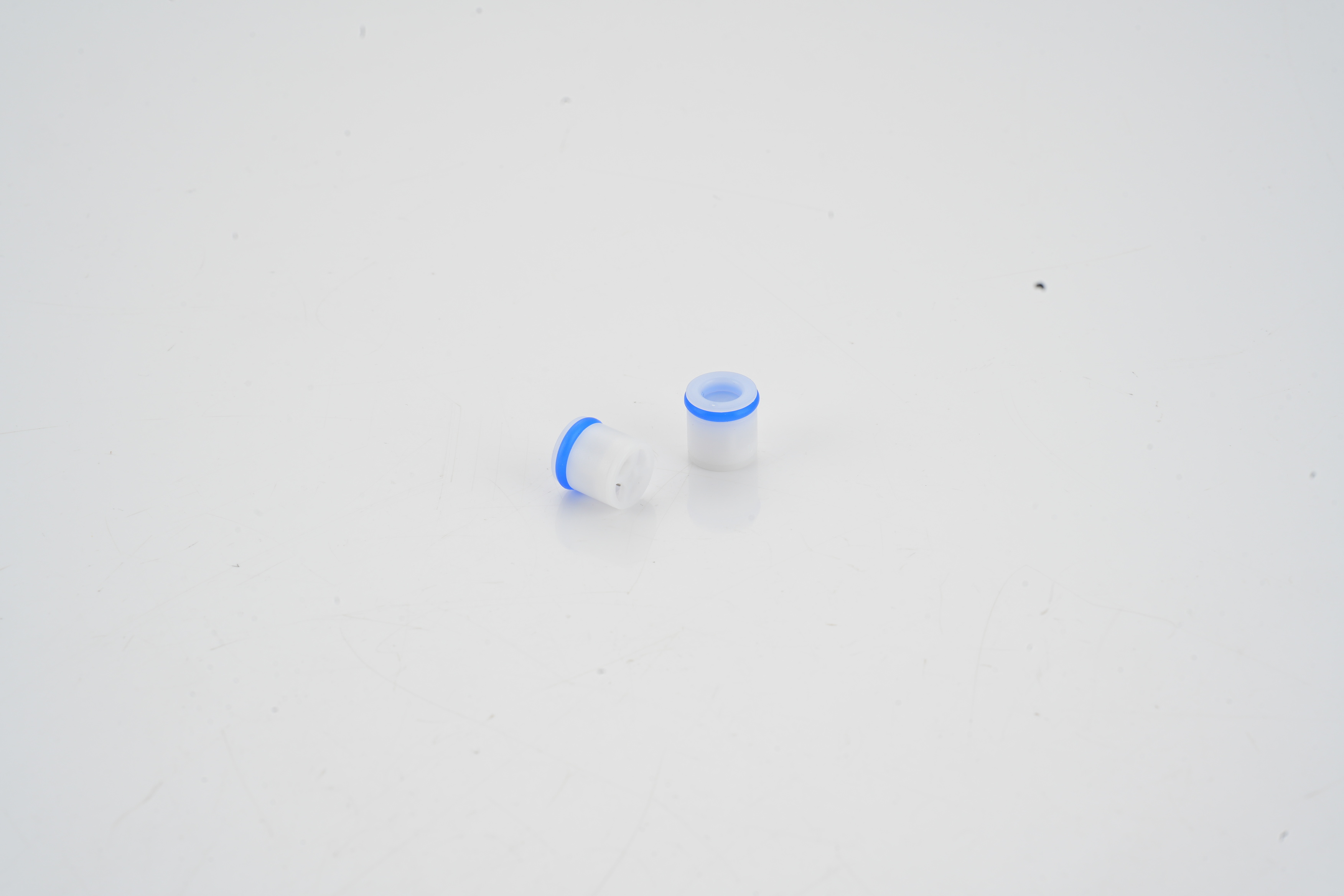 Two 10mm one-way valves (check valves)