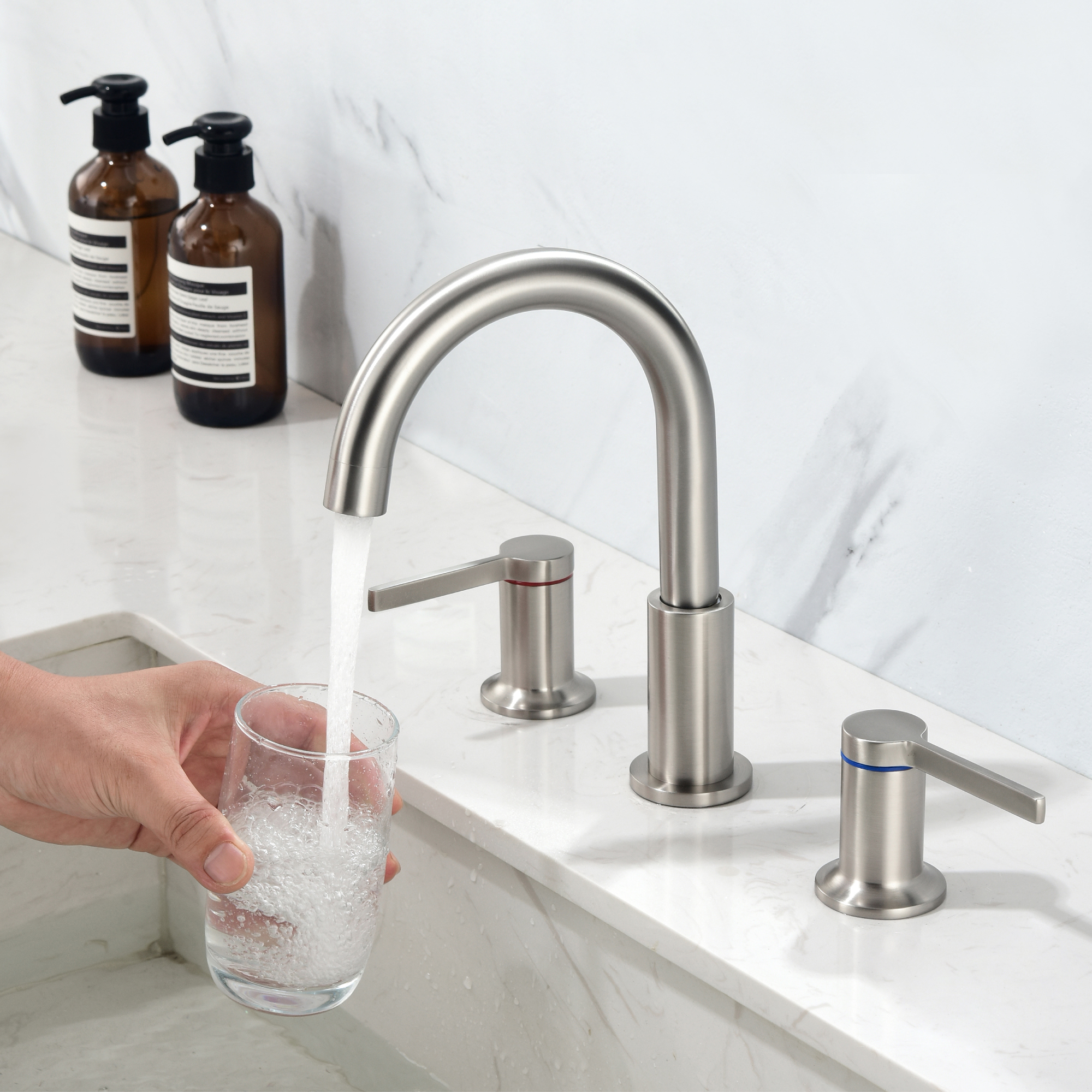 Mondawe Double Handle 8 Inch Brass 3 Hole Widespread Bathroom Sink Faucet in Black/Gold/Nickel-Mondawe