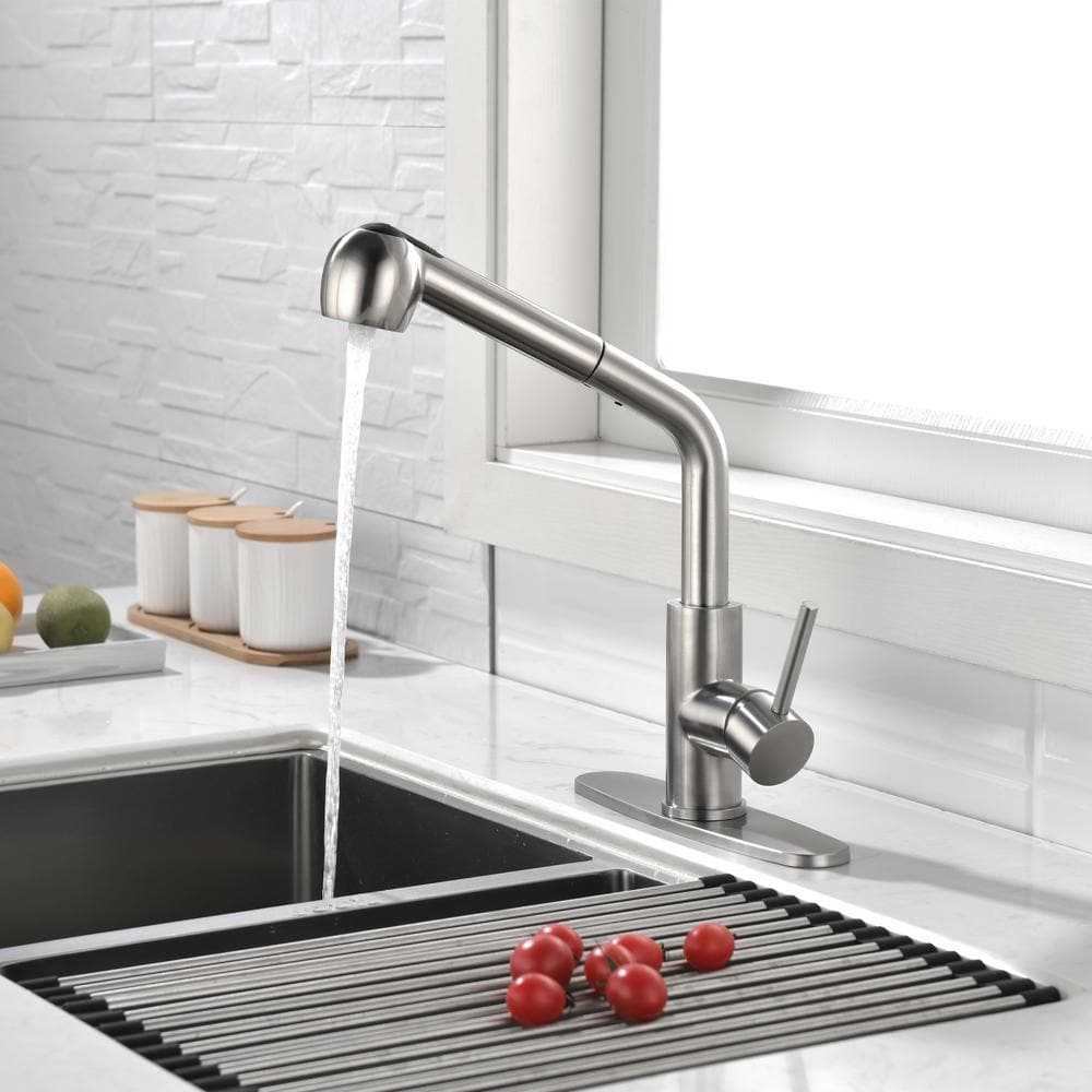 Single Handle Gooseneck Pull Down Sprayer Kitchen Faucet with Deckplate in Matte Black/Brushed Nickel/Brushed Gold