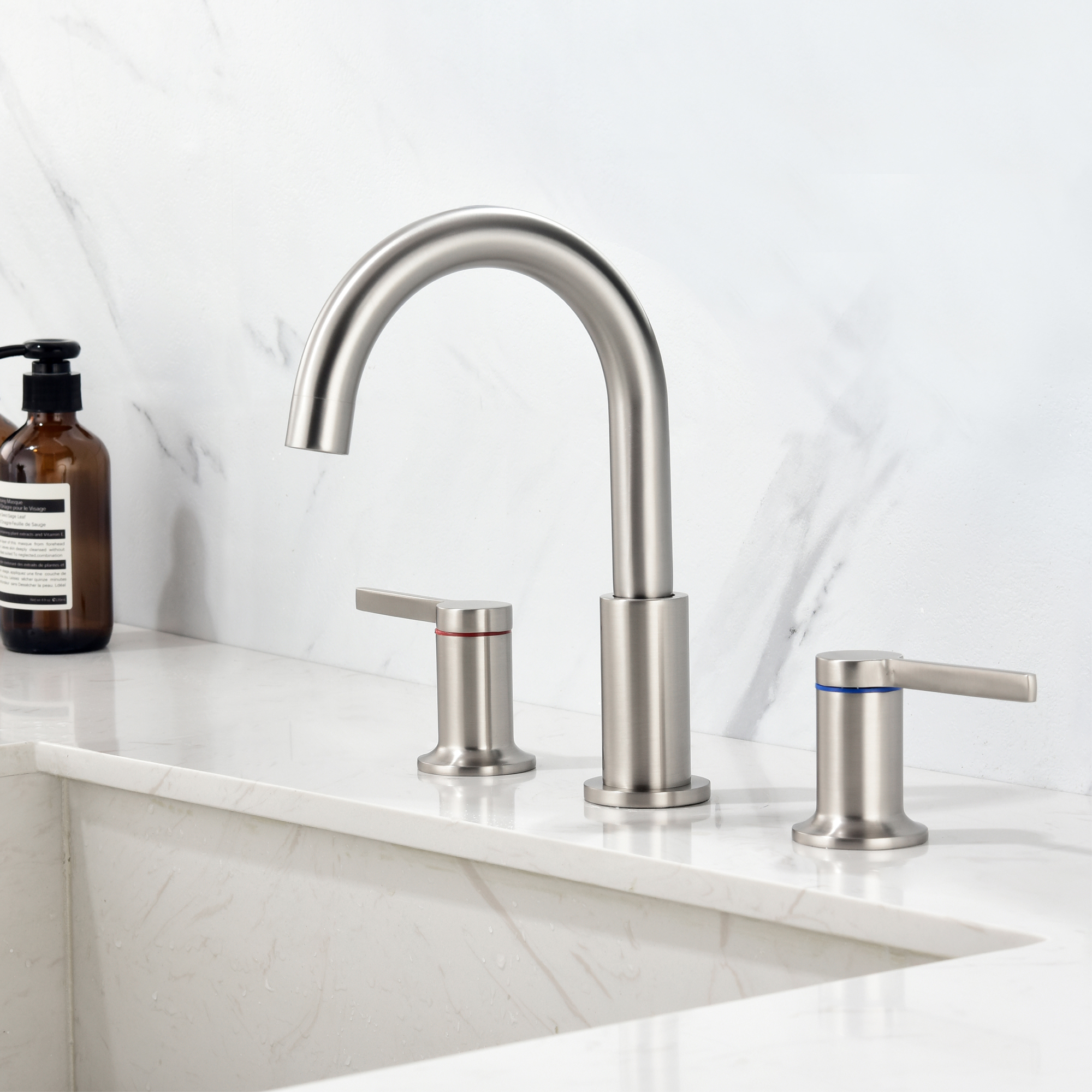 Mondawe Double Handle 8 Inch Brass 3 Hole Widespread Bathroom Sink Faucet in Black/Gold/Nickel-Mondawe