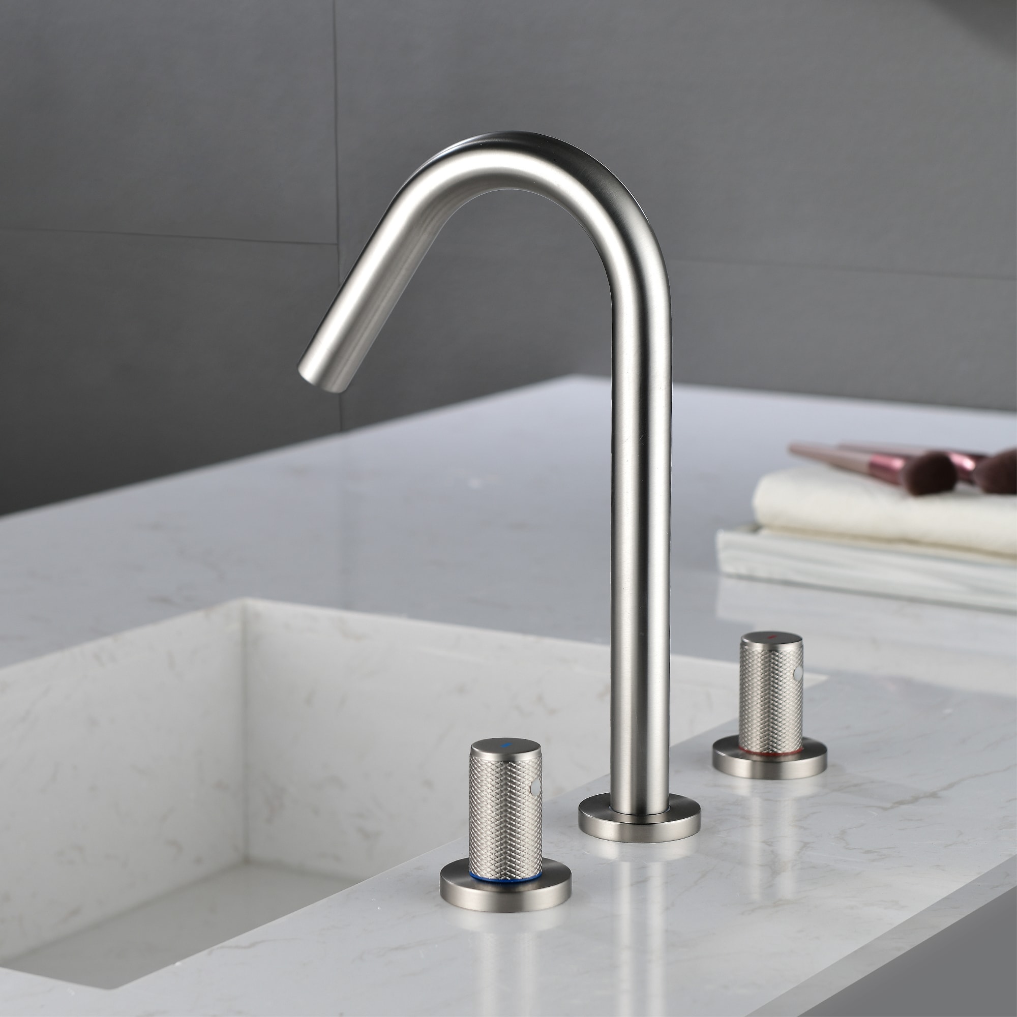 Mondawe Double Handle 8-Inch Center Wide-Spread Bathroom Faucet-Mondawe