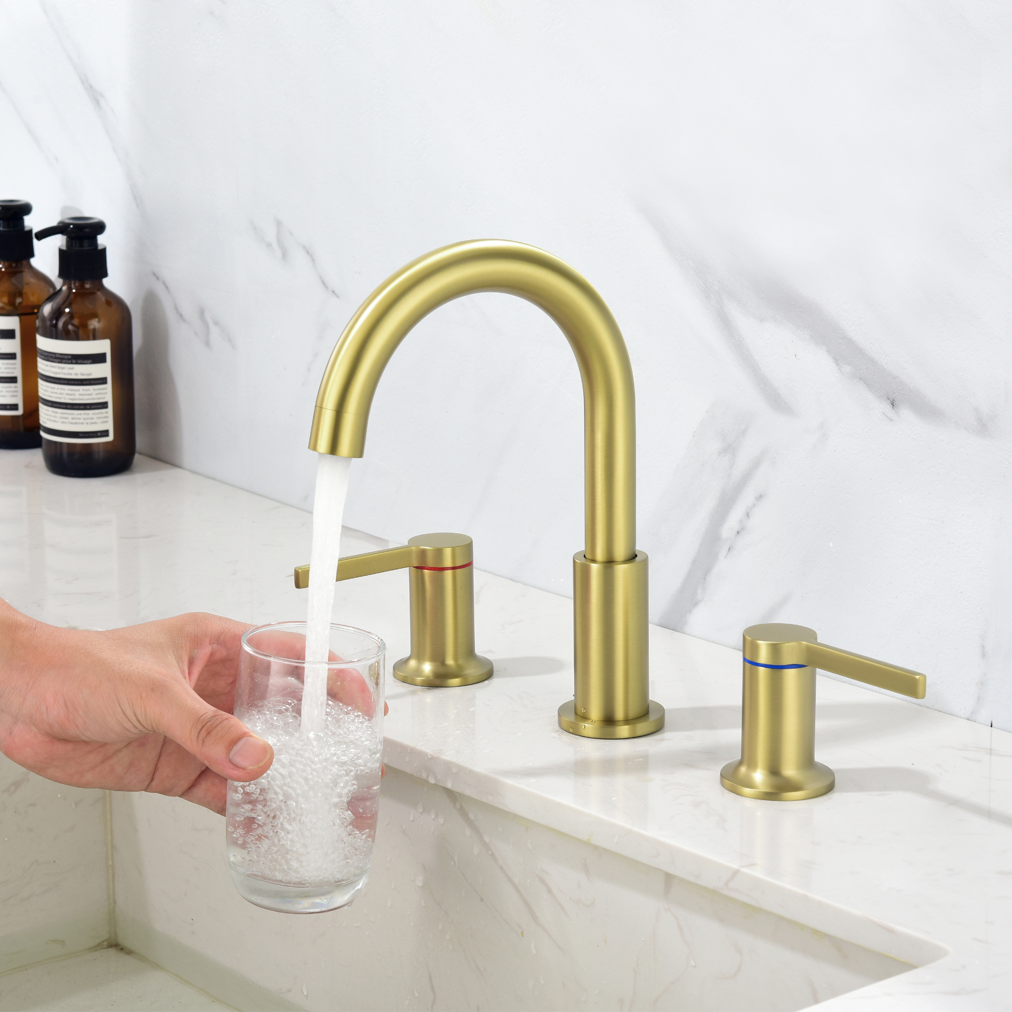 Mondawe Double Handle 8 Inch Brass 3 Hole Widespread Bathroom Sink Faucet in Black/Gold/Nickel-Mondawe