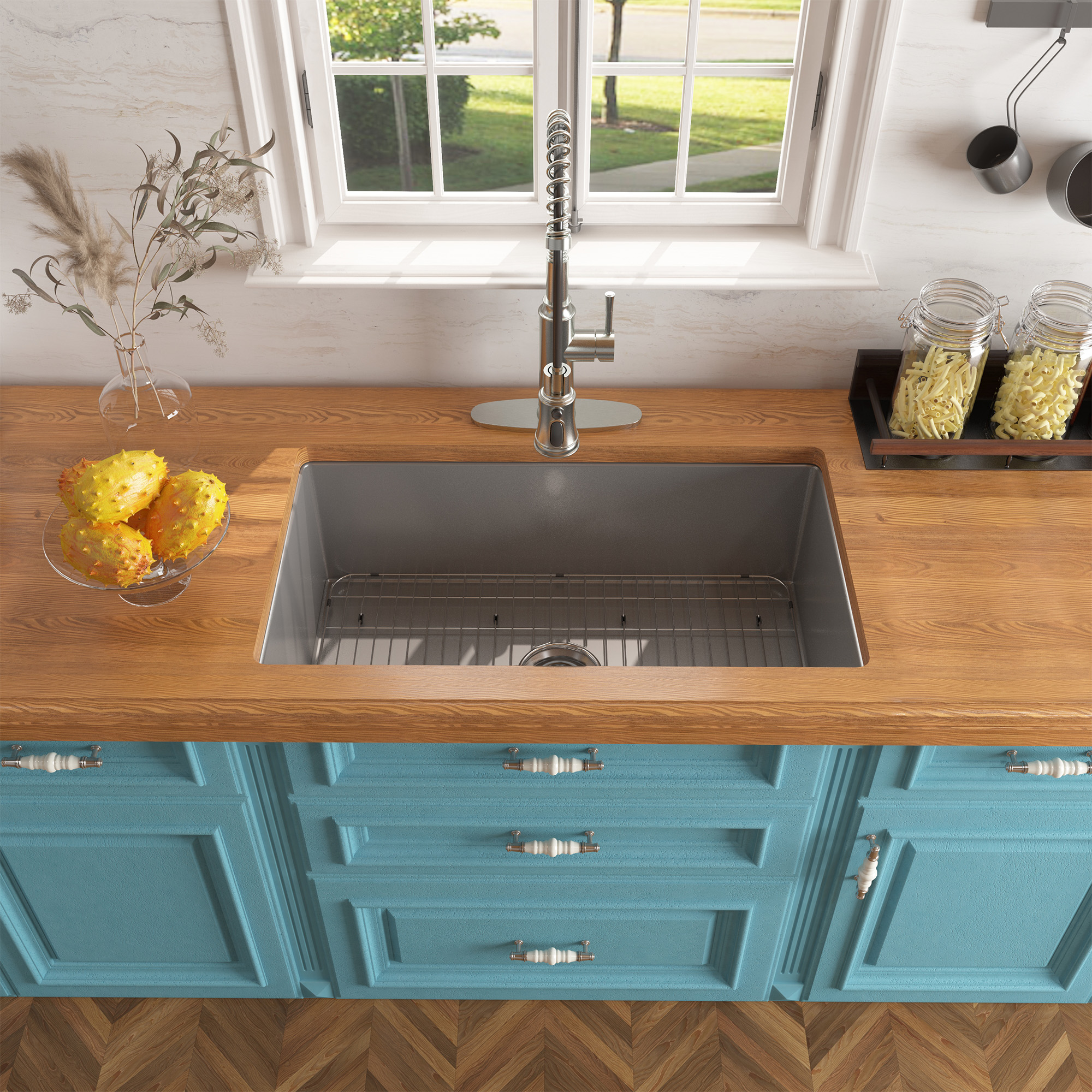 Matte Gray ingle Bowl Fireclay Kitchen Sink with Grid and Drainer，Undermount