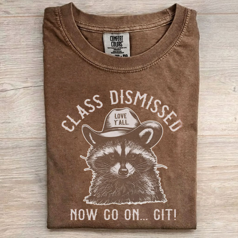 Class Dismissed Go On Git End of Year Teacher Retro Raccoon Cowboy T-Shirt