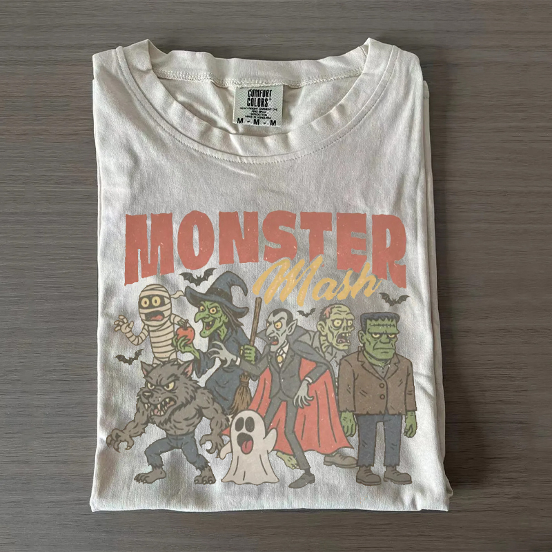 Retro Halloween Horror Movie Graphic T-Shirt