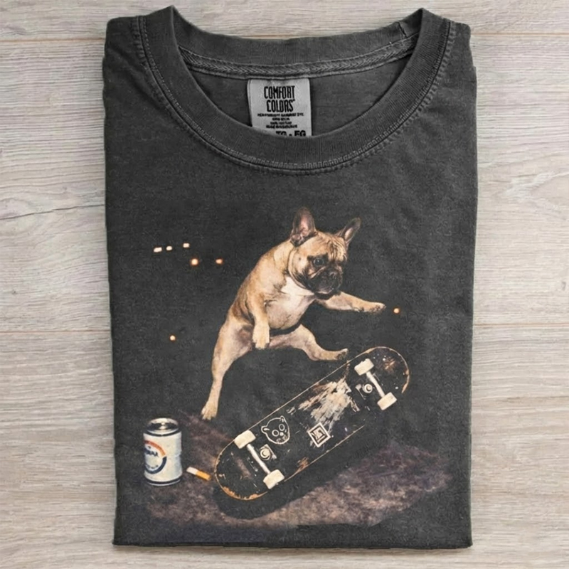 Retro Style Skateboarding Corgi Graphic T-shirt