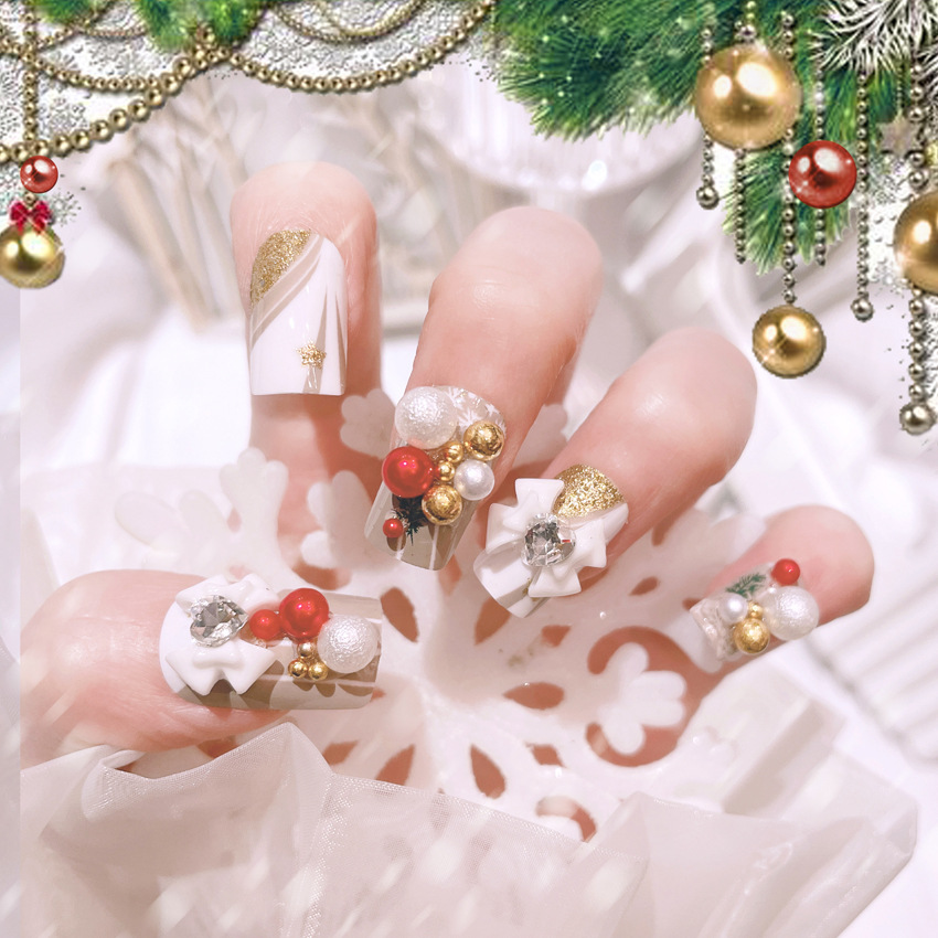 Christmas manicure Christmas bells