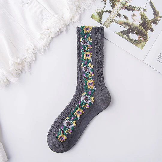 Vintage flower socks with embroidery