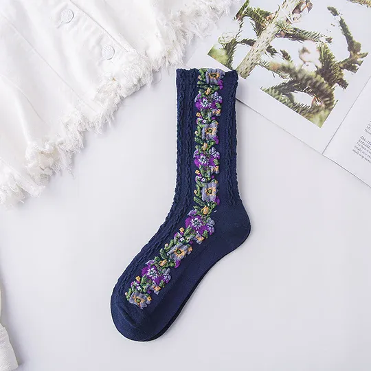 Vintage flower socks with embroidery