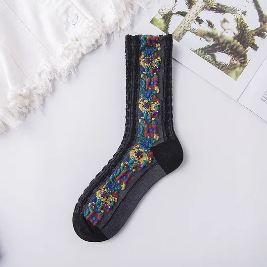 Vintage flower socks with embroidery