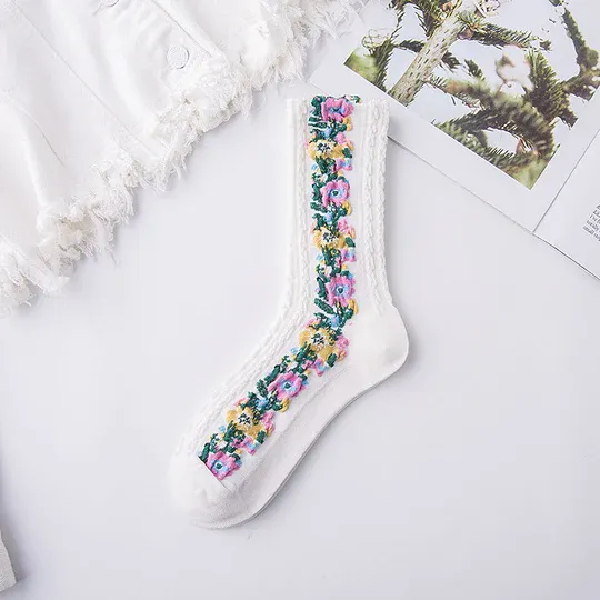 Vintage flower socks with embroidery