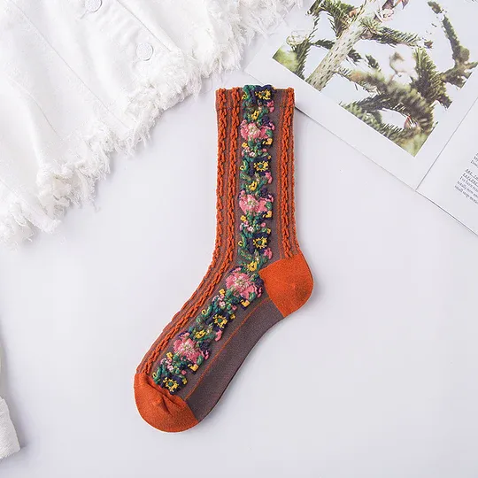 Vintage flower socks with embroidery