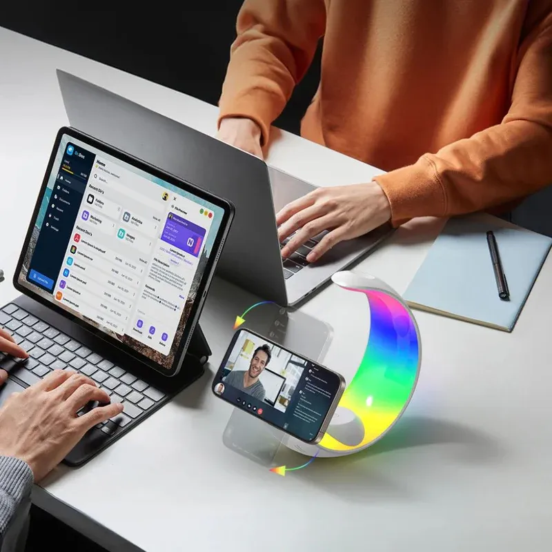 4 in 1 Magnetic Charger & RGB Light for Apple&Android