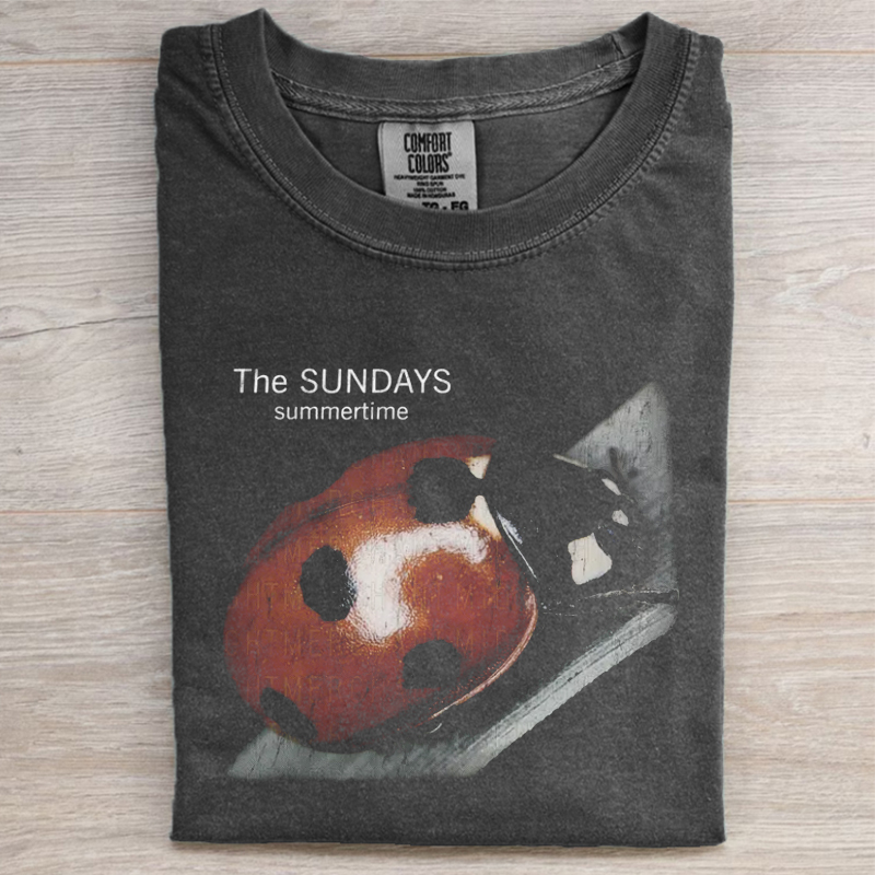 Retro Style 90s band T-shirt