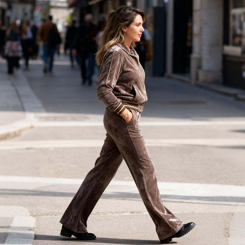 ✨ Women’s 2-Piece Tracksuit Set — Chic Comfort for Every Occasion! 💃