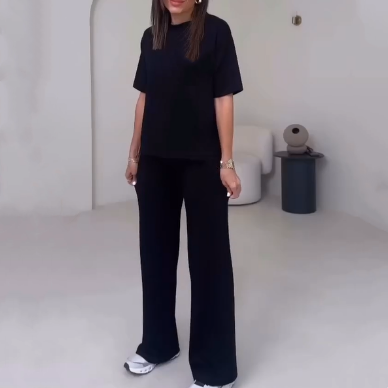 ✨Trending Now ✨Chic Women's 2-Piece Outfit – Comfy Top & Matching Pants
