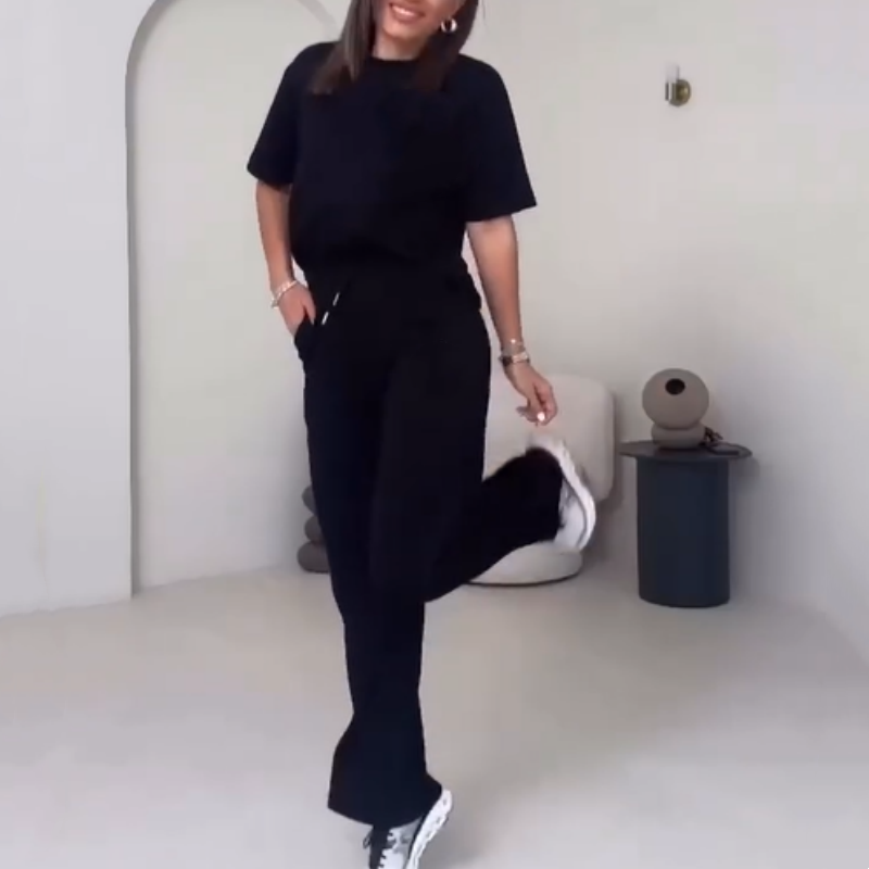 ✨Trending Now ✨Chic Women's 2-Piece Outfit – Comfy Top & Matching Pants