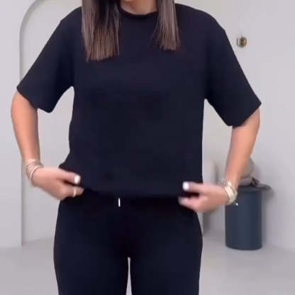 ✨Trending Now ✨Chic Women's 2-Piece Outfit – Comfy Top & Matching Pants