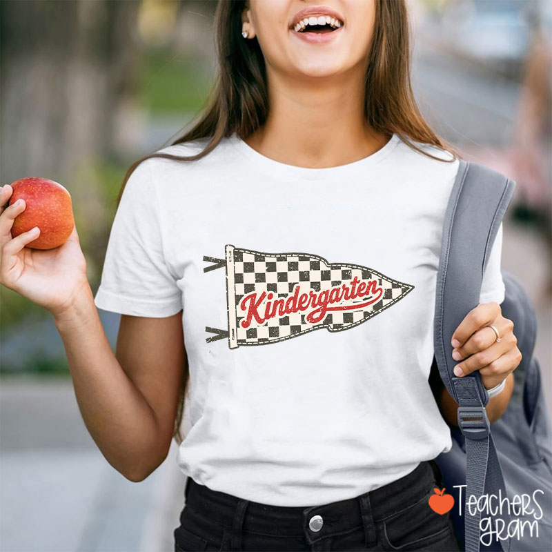 Personalized Grade Checkered Pennant Flag Vintage Retro Preschool Teacher T-Shirt