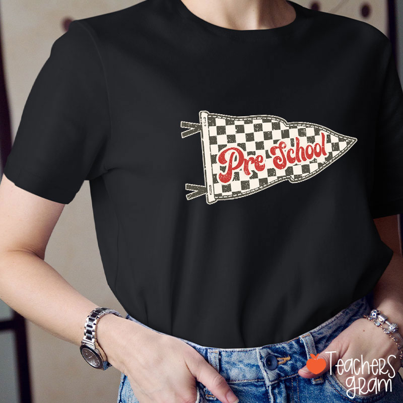 Personalized Grade Checkered Pennant Flag Vintage Retro Preschool Teacher T-Shirt