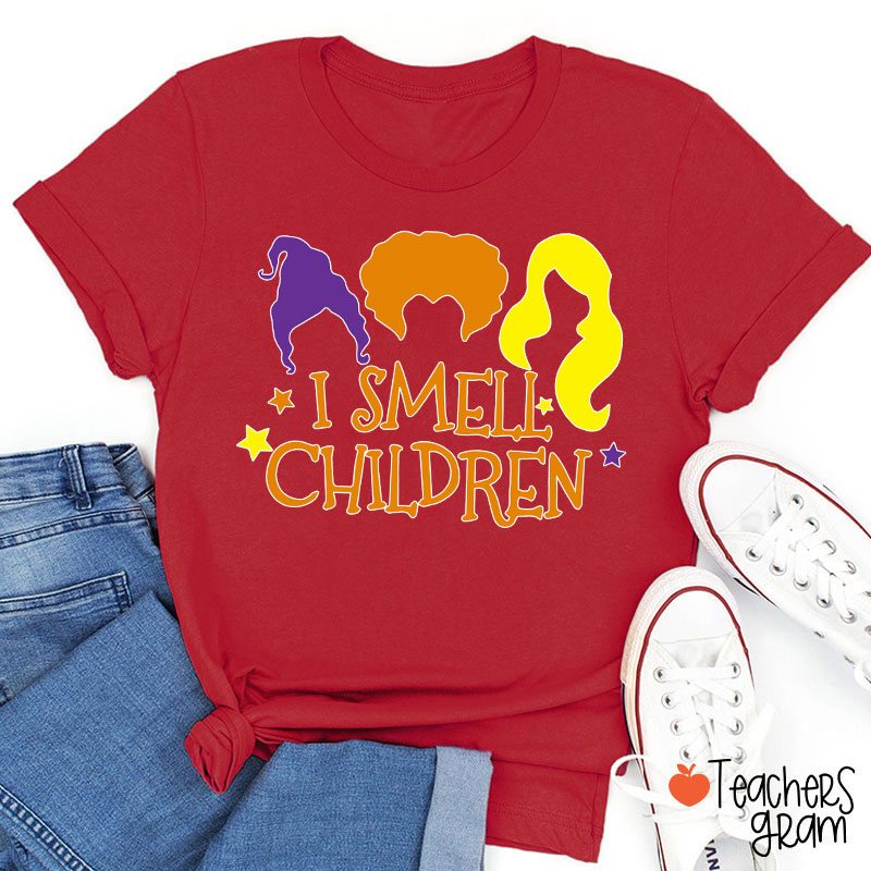 Spooky Witches I Smell Children Teacher T-Shirt