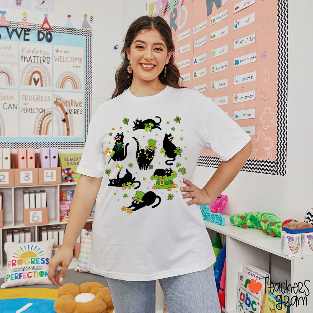 St Patrick's Cats Celebrating Teacher T-Shirt