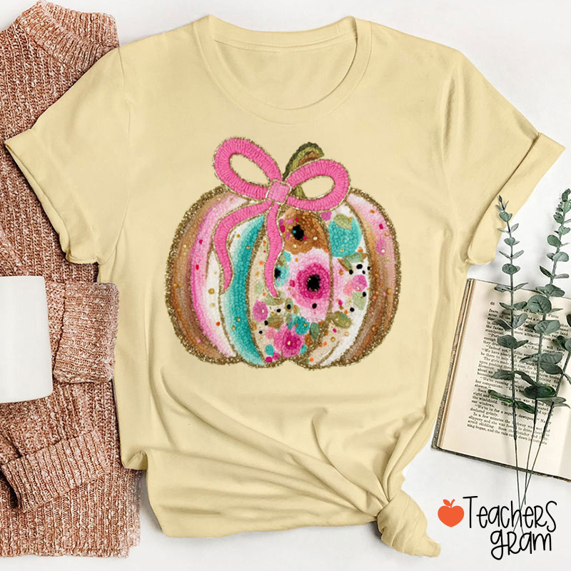 Faux Yarn Floral Pumpkin Teacher T-shirt