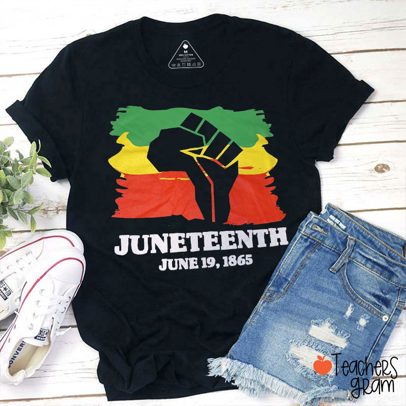 Juneteenth 1865 Fist And Pan-African Flag Teacher T-Shirt