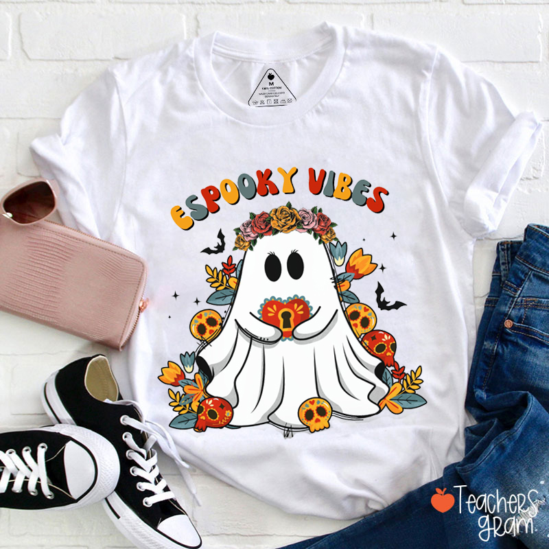 Espooky Vibes Spanish Teacher T-Shirt