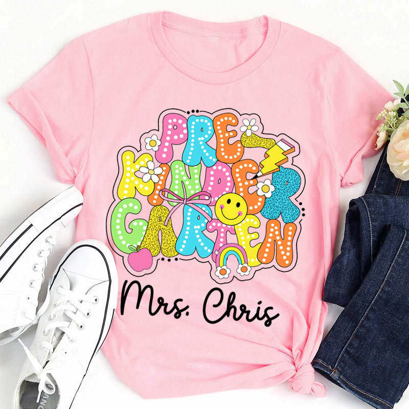 Personalized Retro Back To School Funny Teaching Teacher T-Shirt