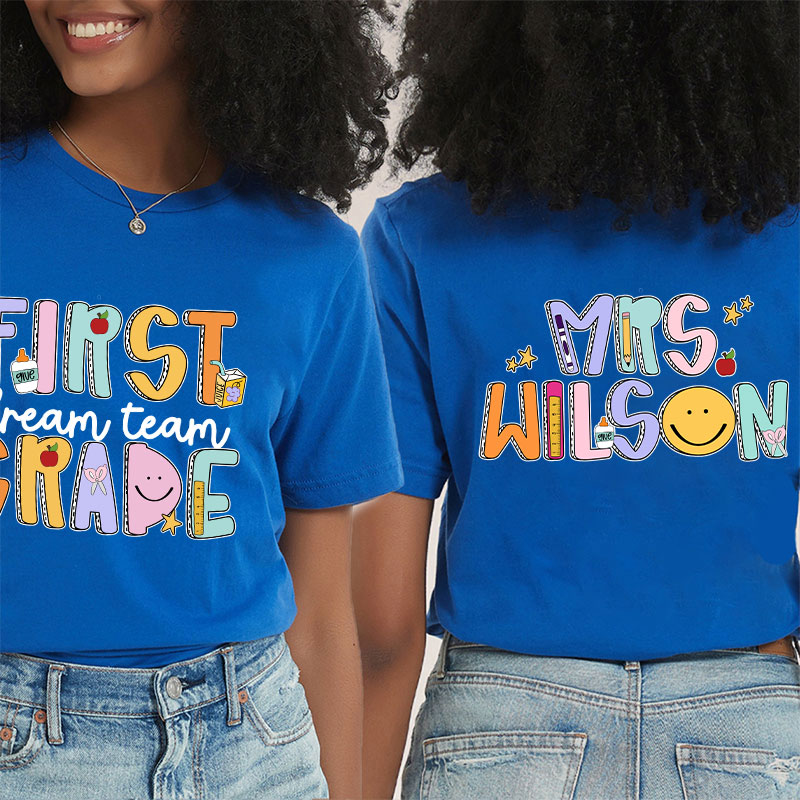 Personalized Teacher's Name And Grade Smiley Apple Icon Teacher Two Sided T-Shirt