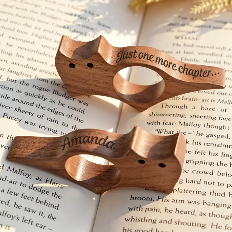 Personalized Cat Thumb Wood Book Page Holder