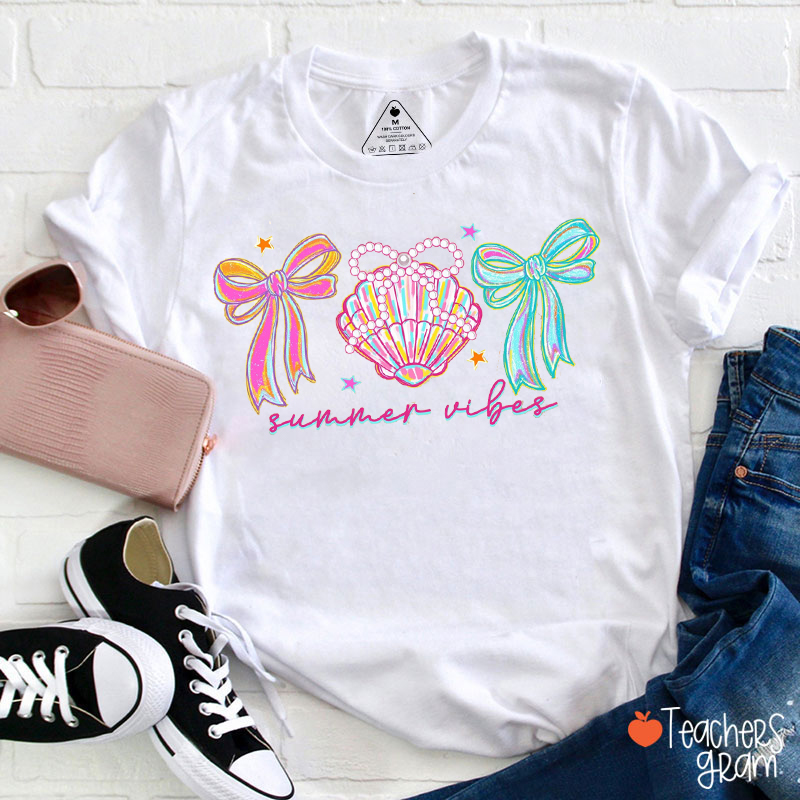 Pearl Shell Bow Summer Vibes Teacher T-Shirt