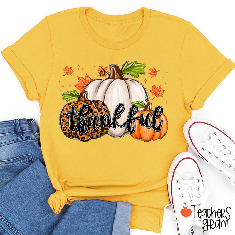 Thankful Maple Leaf Pumpkin Teacher T-Shirt