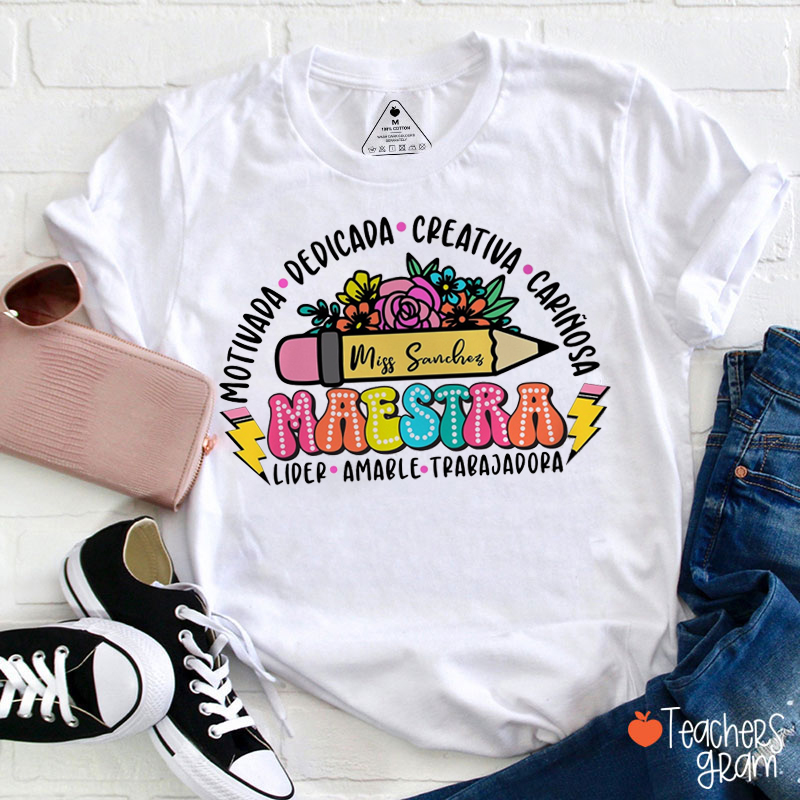 Personalized Name Maestra Lider Amable Trabajadora Spanish Teacher T-Shirt