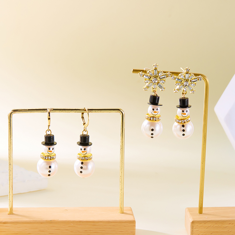 Pearl Snowman Teacher Metal Earrings