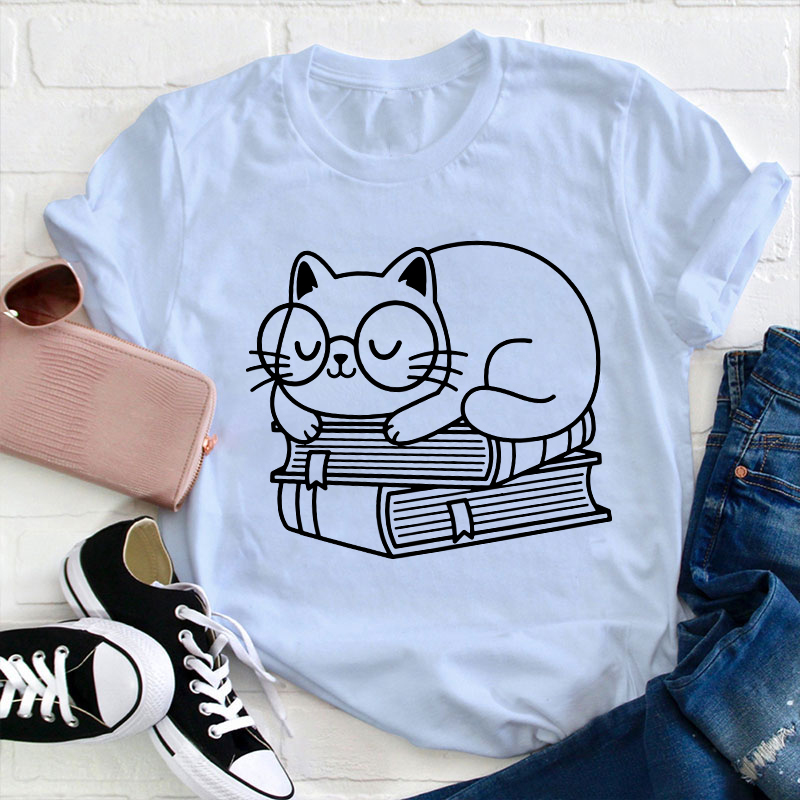 Cute Cat On The Book Teacher T-Shirt
