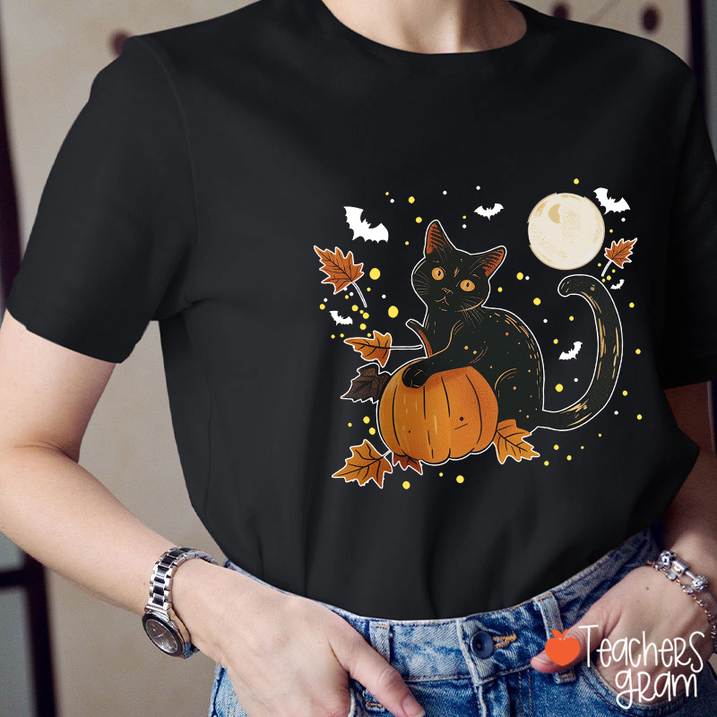 Black Cat Full Moon Teacher T-Shirt