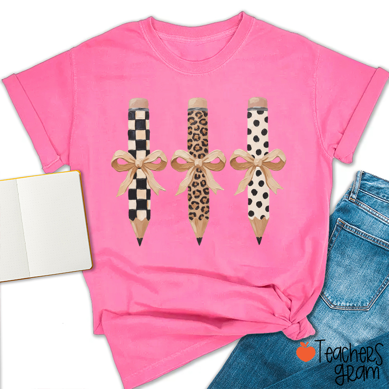 Checkerboard Leopard And Polka Dot Bow Pencil Teacher T-Shirt