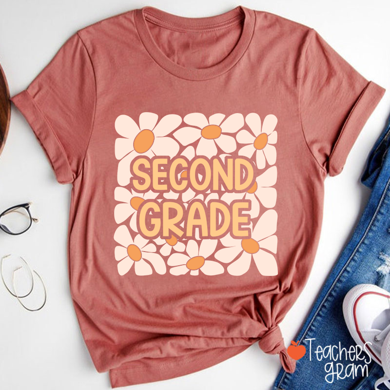 Personalized Yellow Daisy Grade Teacher T-Shirt
