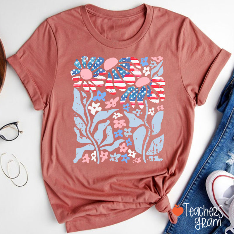 Boho Patriotic Daisy American Flag Floral Teacher T-Shirt