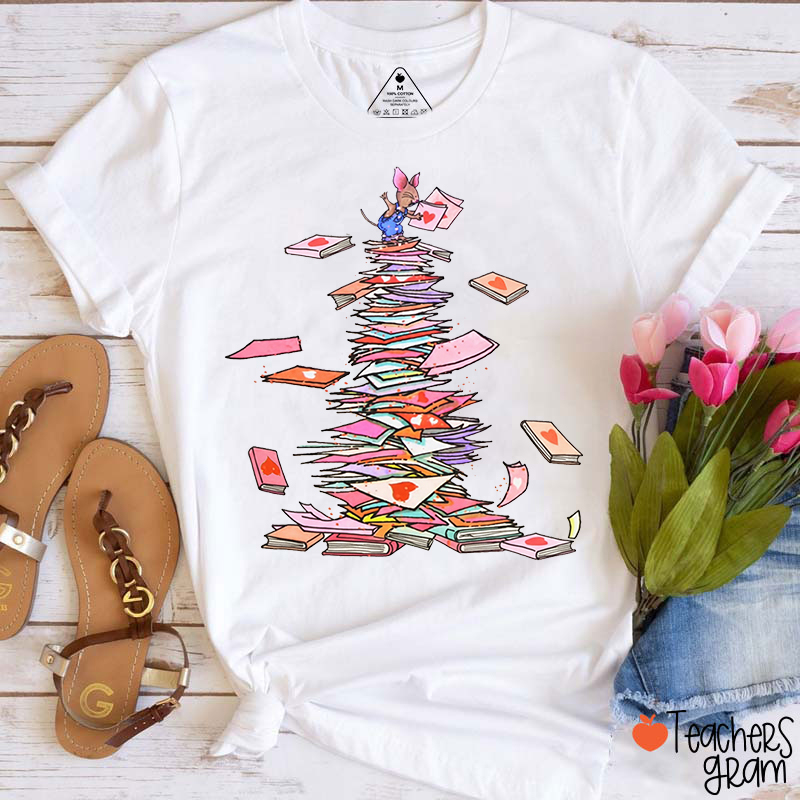 Cute Mouse Reading Books And Writing Love Letters Teacher T-Shirt