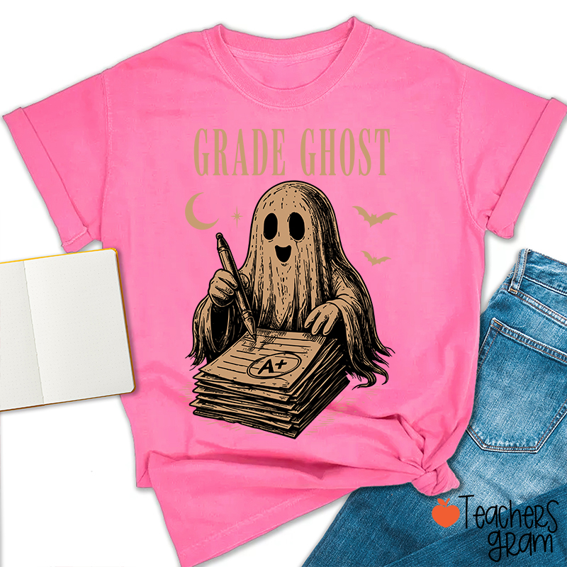 Personalized School Staff Vintage Halloween Vibes Teacher T-Shirt
