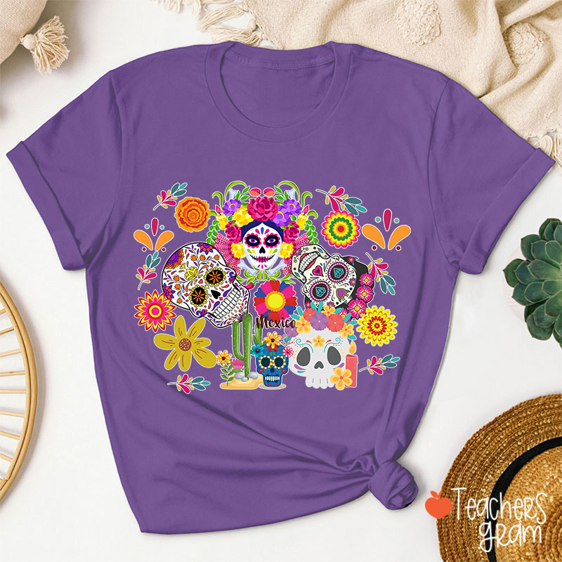 Colorful Skull Mexico Halloween Spanish Teacher T-Shirt