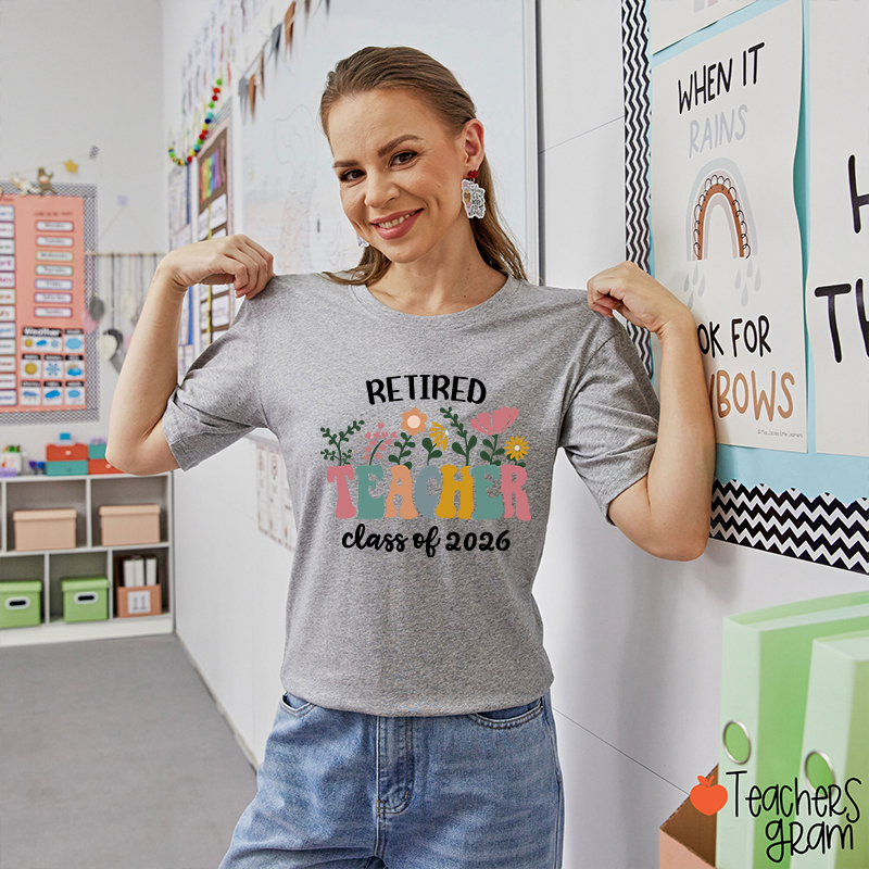 Personalized Retired Teacher Class Of Teacher T-Shirt