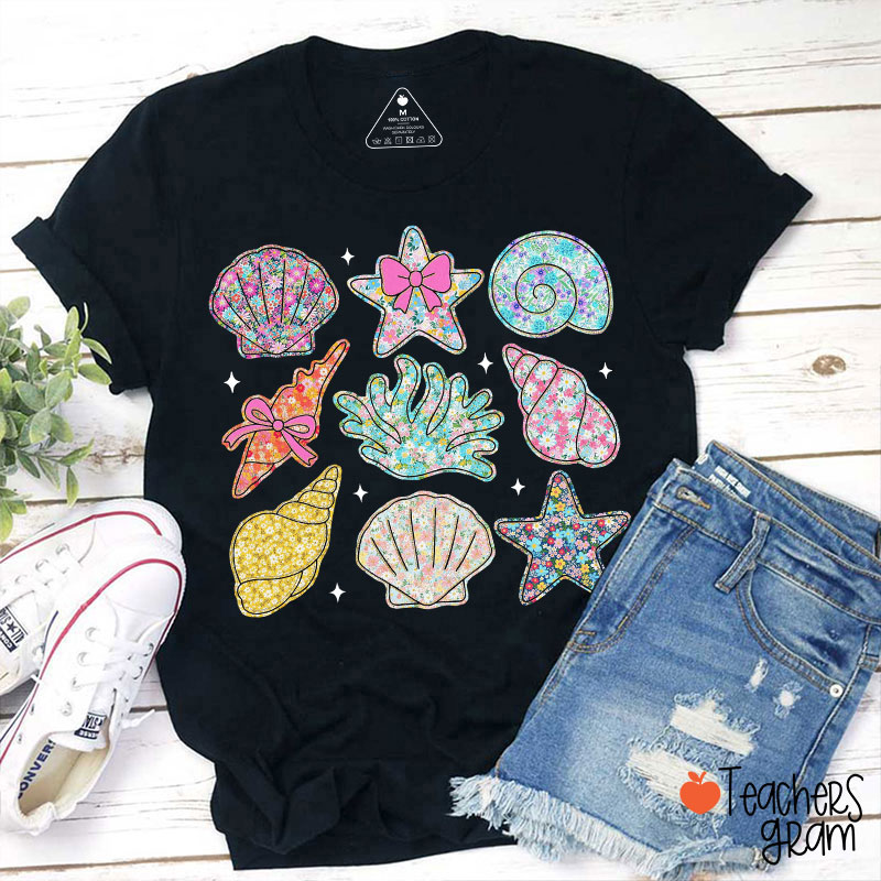 Wildflower Seashell Clam Summer Teacher T-Shirt