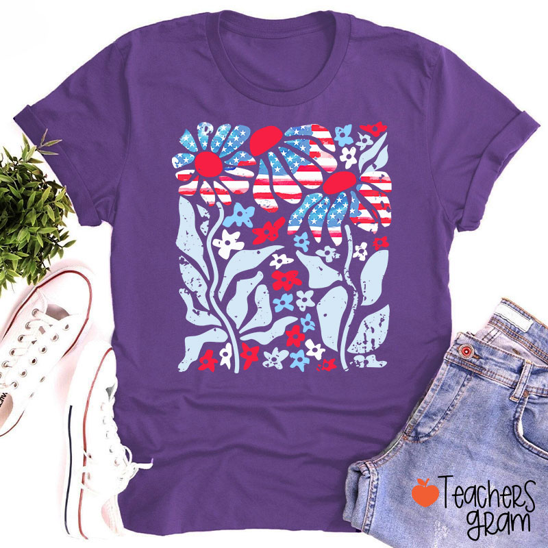 Boho Patriotic Daisy American Flag Floral Teacher T-Shirt