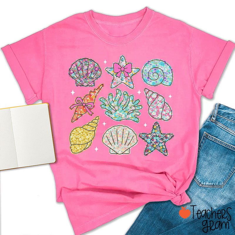 Wildflower Seashell Clam Summer Teacher T-Shirt