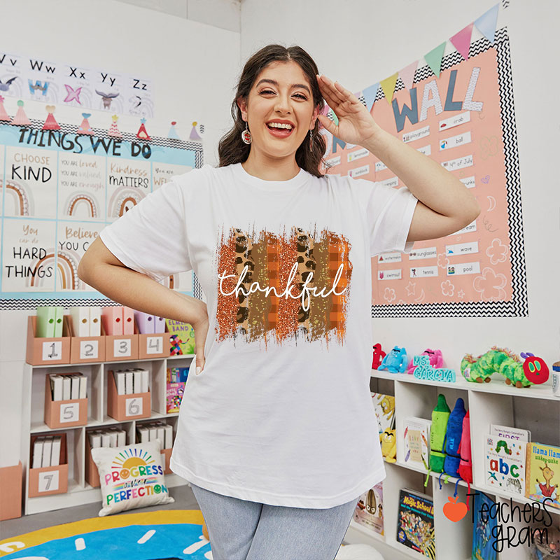 Thankful Leopard Teacher T-Shirt