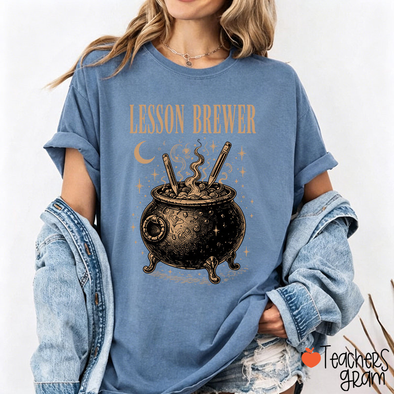 Personalized School Staff Vintage Halloween Vibes Teacher T-Shirt